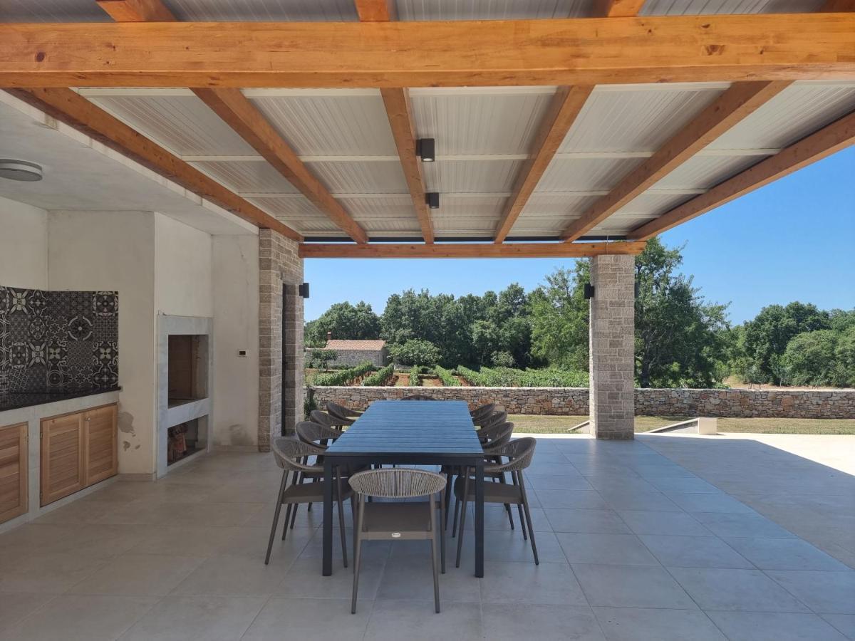 Luxury Villa Serena 2022 - With Heated Pool Cukrici المظهر الخارجي الصورة