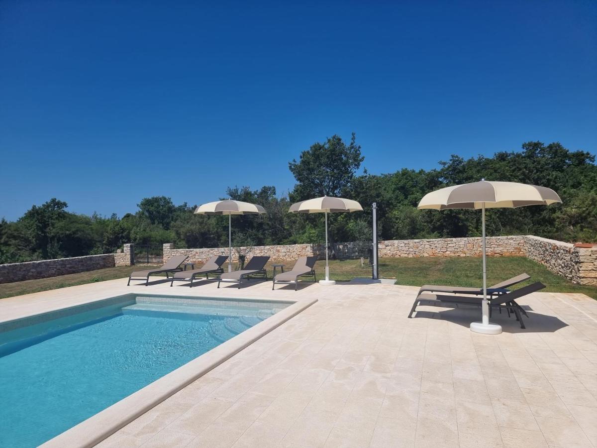 Luxury Villa Serena 2022 - With Heated Pool Cukrici المظهر الخارجي الصورة